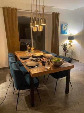 B&B Insolite Entre Lyon Et Aeroport Pusignan Luaran gambar